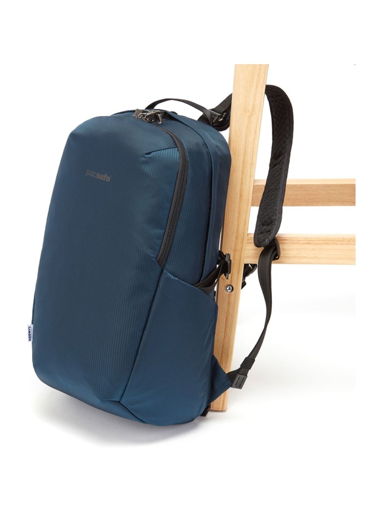 Pacsafe Vibe Anti-Theft Backpack (Econyl) 25L Ocean 40100641 dagrugzakken online bestellen bij Kathmandu Outdoor & Travel