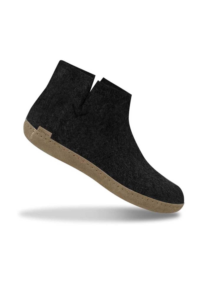 Glerups Boot Leather Charcoal G-02 Charcoal pantoffels en huissokken online bestellen bij Kathmandu Outdoor & Travel