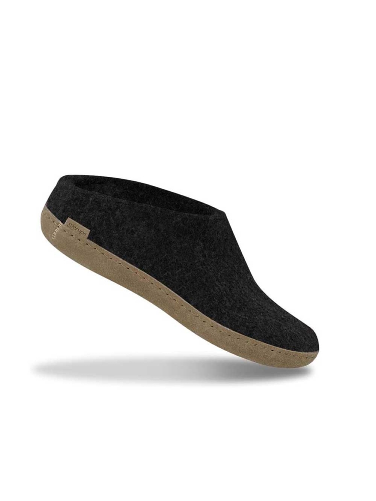 Glerups Slip-On Leather Charcoal B-02Charcoal pantoffels en huissokken online bestellen bij Kathmandu Outdoor & Travel