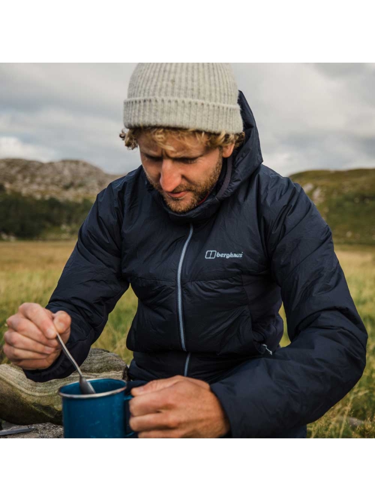 Berghaus Tangra Insulated Jacket Night Sky A000947-DV8 jassen online bestellen bij Kathmandu Outdoor & Travel