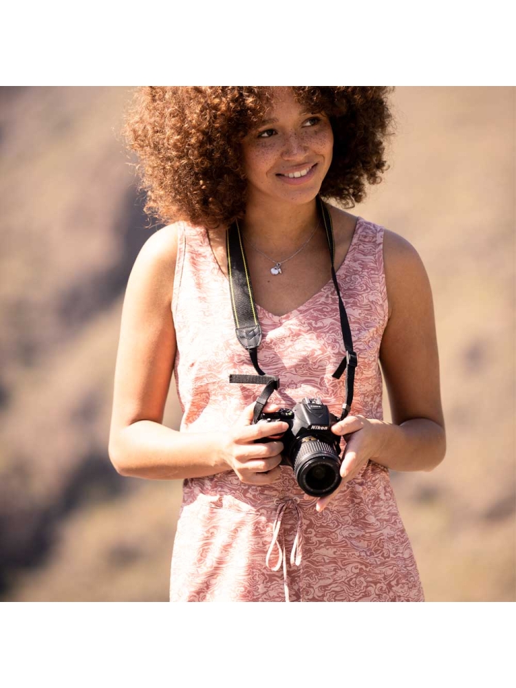 Sherpa Adventure Gear Sajilo Dress Women's Blush Cloud SW24024-550 jurken en rokken online bestellen bij Kathmandu Outdoor & Travel