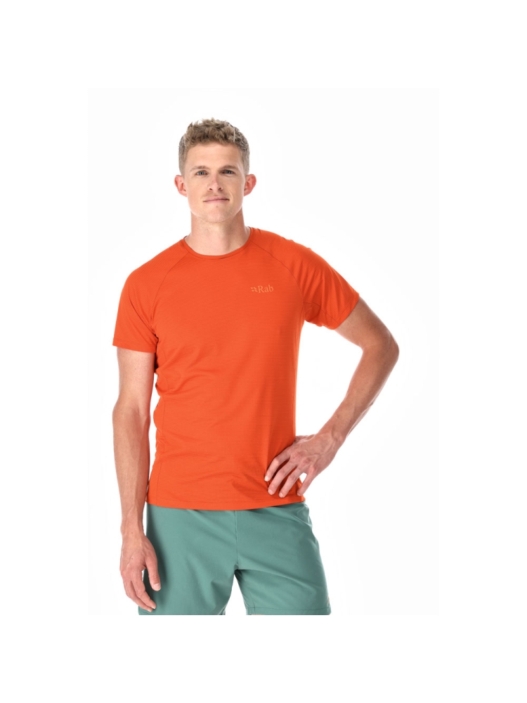 Rab Sonic Tee Firecracker QBL-01-FCR shirts en tops online bestellen bij Kathmandu Outdoor & Travel
