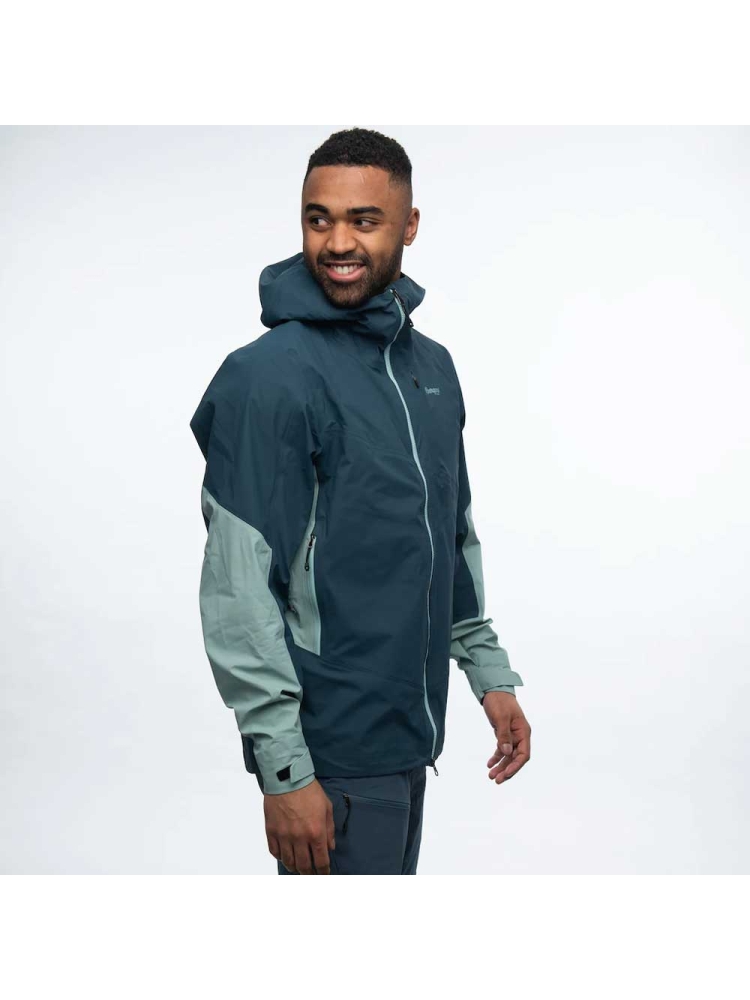 Bergans Rabot V2 3L Jacket Orion Blue/Misty Forest 1098-21477 jassen online bestellen bij Kathmandu Outdoor & Travel