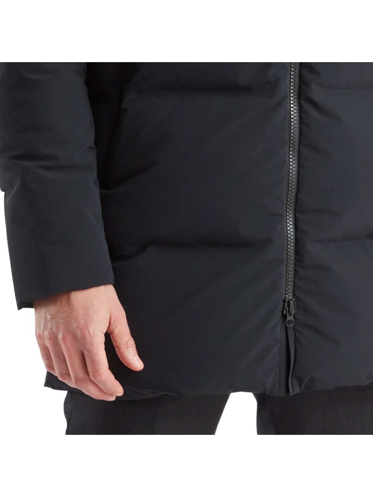Ubr Ubr Titan Parka 7092-990 jassen Ubr Titan Parka Black 7092-990 jassen online bestellen bij Kathmandu Outdoor & Travel
