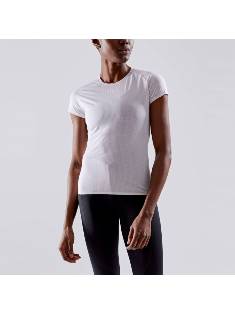 Craft Pro Dry Nanoweight ss Women's White 1908854-900000 onderkleding/thermokleding online bestellen bij Kathmandu Outdoor & Travel