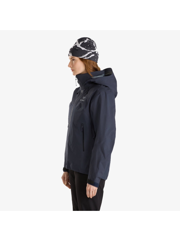 Arc'teryx Beta AR Jacket Women's Black Sapphire 30093-Black Sapphire jassen online bestellen bij Kathmandu Outdoor & Travel