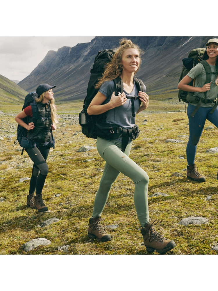 Fjällräven Abisko Tights Women's Patina Green 84773-614 broeken online bestellen bij Kathmandu Outdoor & Travel