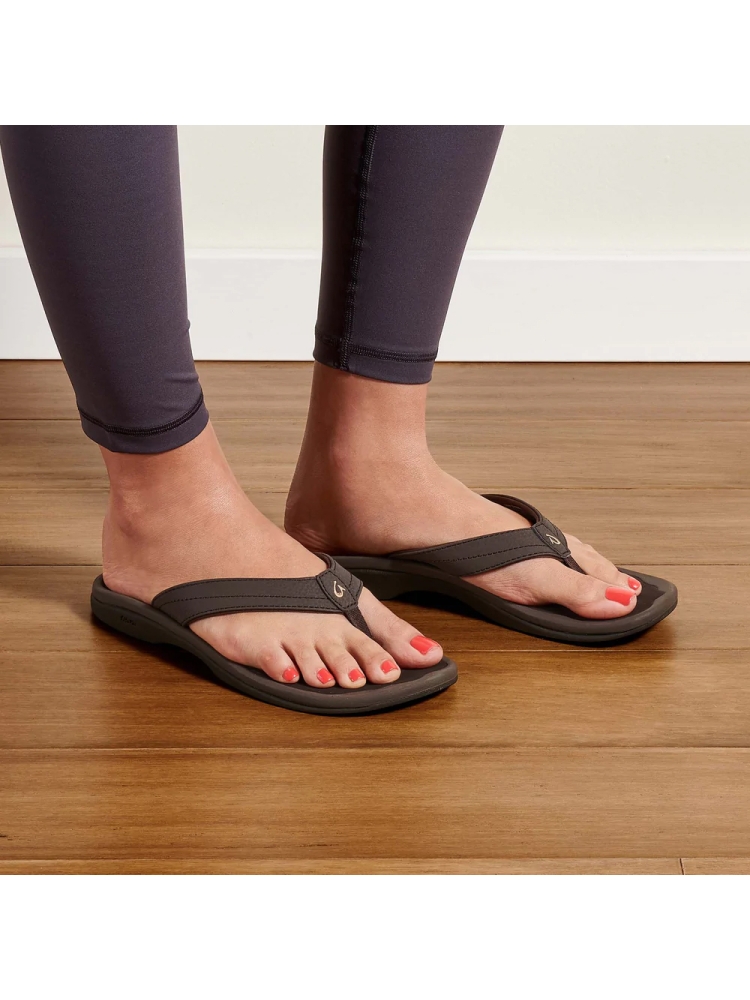 Olukai Ohana Woman's Dk Java/Dk Java 20110-4848 slippers online bestellen bij Kathmandu Outdoor & Travel