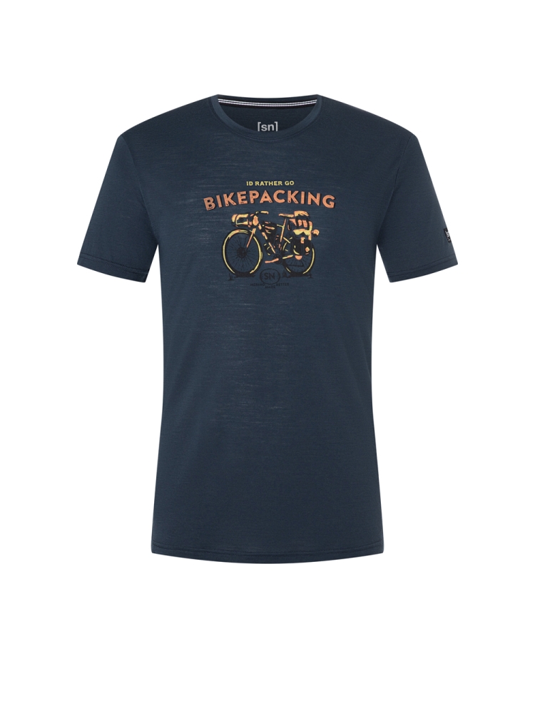 Super Natural Bikepacking Tee Blueberry/Various SNMP01100-W55 shirts en tops online bestellen bij Kathmandu Outdoor & Travel