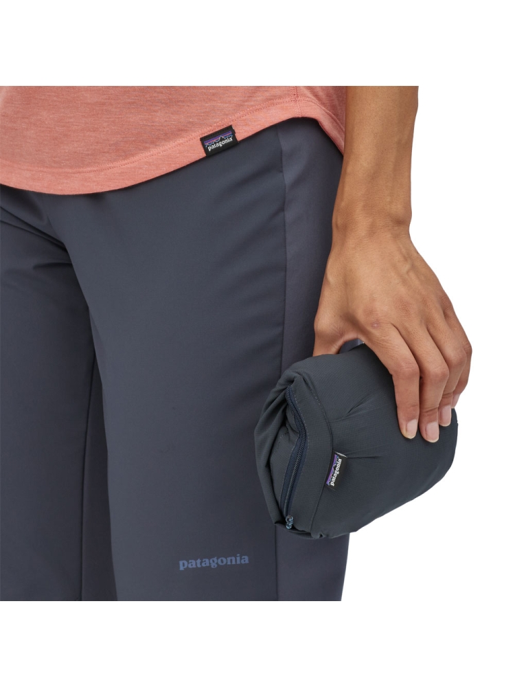 Patagonia Thermal Airshed Jacket Women's Smolder Blue 24230-SMDB jassen online bestellen bij Kathmandu Outdoor & Travel
