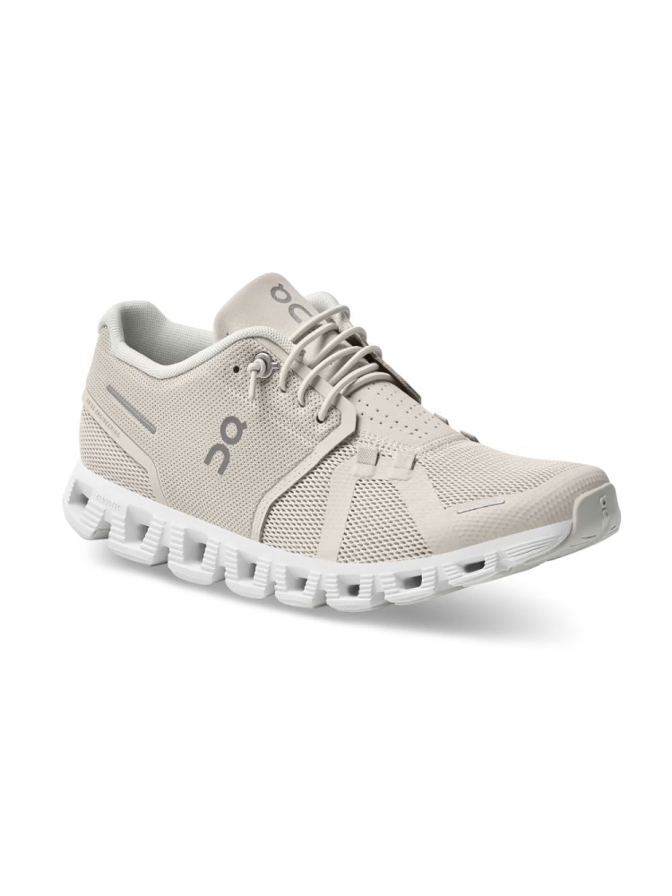 On-running Cloud 5 Women's Pearl | White 59.98773 wandelschoenen dames online bestellen bij Kathmandu Outdoor & Travel