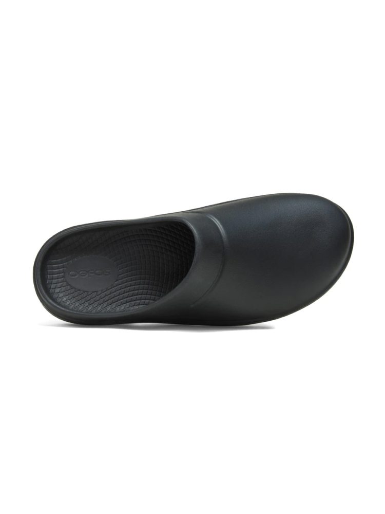 Oofos OOcloog Black/Matte 1200-BLCK slippers online bestellen bij Kathmandu Outdoor & Travel