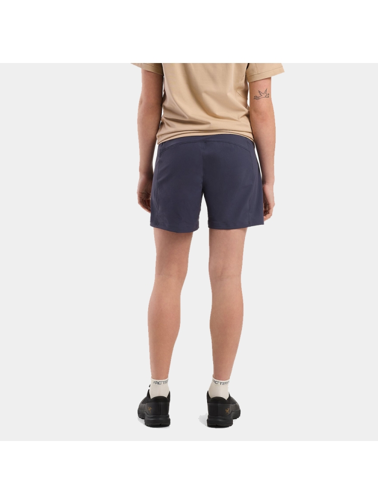 Arc'teryx Gamma Short 6 in Women's Black Sapphire 30796-Black Sapphire broeken online bestellen bij Kathmandu Outdoor & Travel