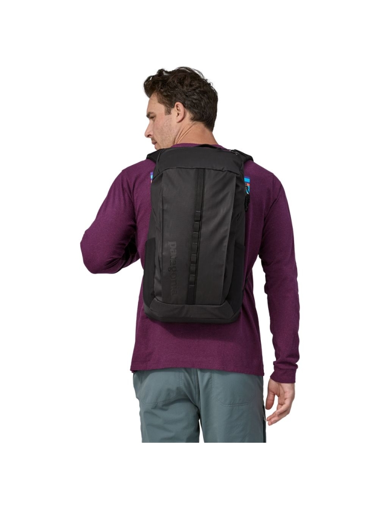 Patagonia Black Hole Pack 25L Black 49298-BLK dagrugzakken online bestellen bij Kathmandu Outdoor & Travel