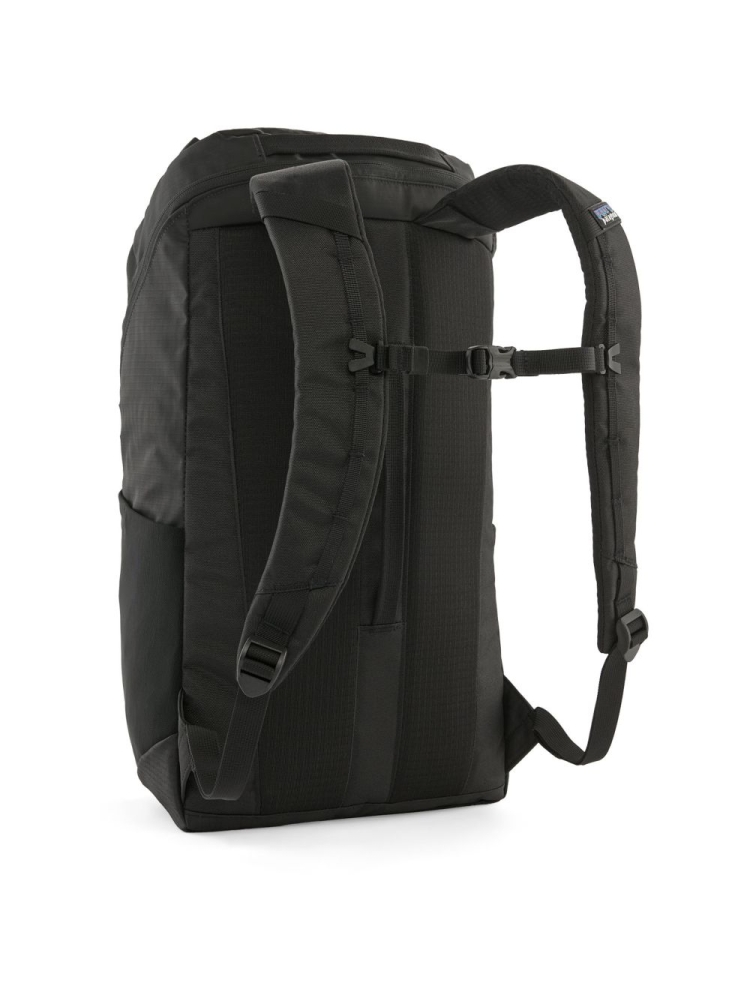 Patagonia Black Hole Pack 25L Black 49298-BLK dagrugzakken online bestellen bij Kathmandu Outdoor & Travel