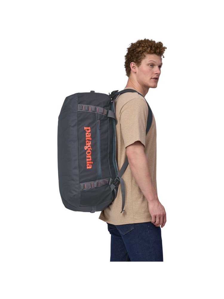 Patagonia Black Hole Duffel 55L Smolder Blue 49343-SMDB duffels online bestellen bij Kathmandu Outdoor & Travel