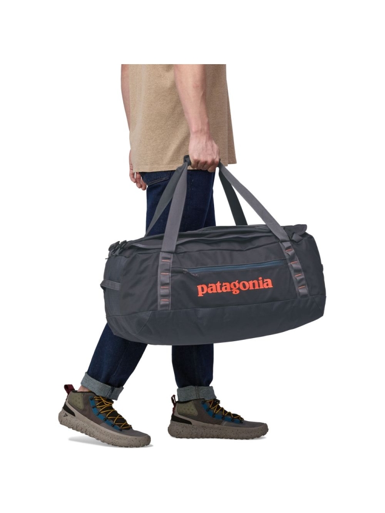 Patagonia Black Hole Duffel 55L Smolder Blue 49343-SMDB duffels online bestellen bij Kathmandu Outdoor & Travel