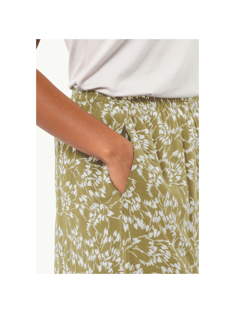 Jack Wolfskin Sommerweise Skirt Women's Leaves bay leaf 1508851-8775 jurken en rokken online bestellen bij Kathmandu Outdoor & Travel