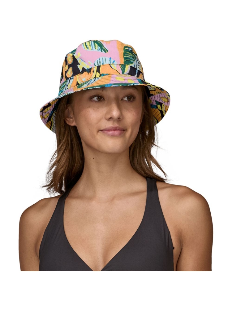 Patagonia Wavefarer Bucket Hat Island Seeds: Milkweed Mauve 29157-ISDM kleding accessoires online bestellen bij Kathmandu Outdoor & Travel