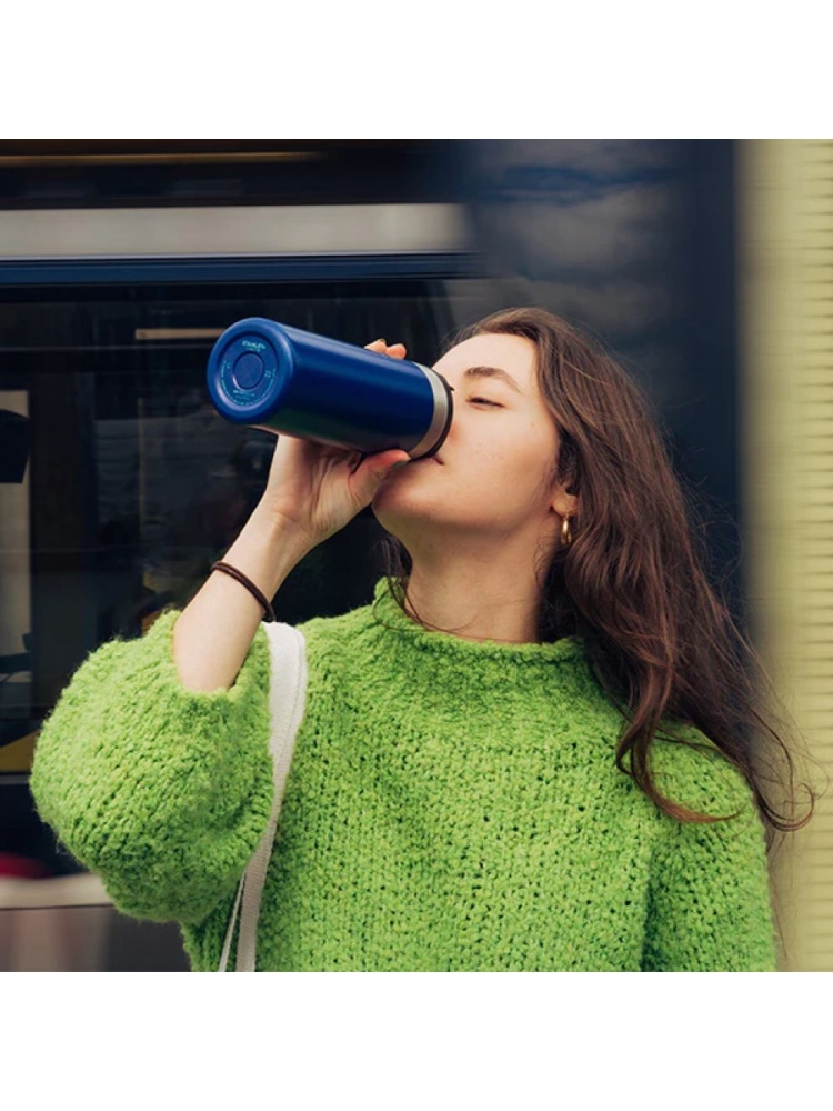 Stanley The AeroLight Transit Mug 0,47L Royal Blue Metallic 10-10787-149 drinkflessen en thermosflessen online bestellen bij Kathmandu Outdoor & Travel