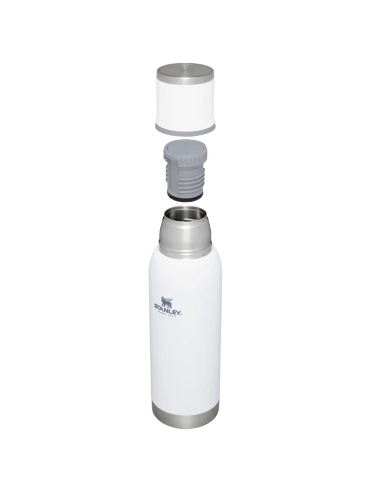 Stanley Stanley The Adventure To-Go Bottle .75L 10-10818-008 drinkflessen en thermosflessen Stanley The Adventure To-Go Bottle .75L Polar 10-10818-008 drinkflessen en thermosflessen online bestellen bij Kathmandu Outdoor & Travel