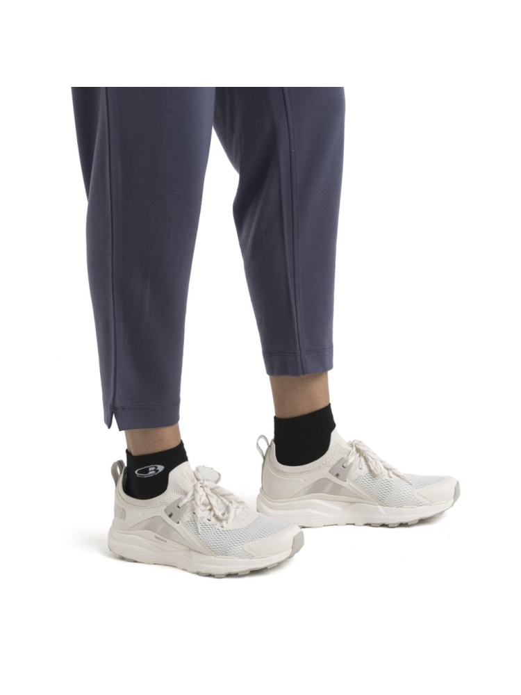 Icebreaker Icebreaker Merino Crush II Ankle Pants Women's 0A56T78-841 broeken Icebreaker Merino Crush II Ankle Pants Women's Graphite 0A56T78-841 broeken online bestellen bij Kathmandu Outdoor & Travel