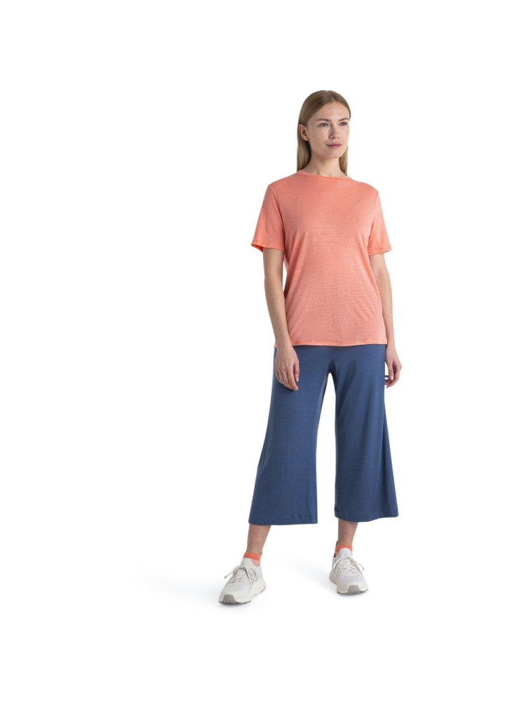 Icebreaker Merino Linen SS Tee Women's Glow 0A56ON6-291 shirts en tops online bestellen bij Kathmandu Outdoor & Travel