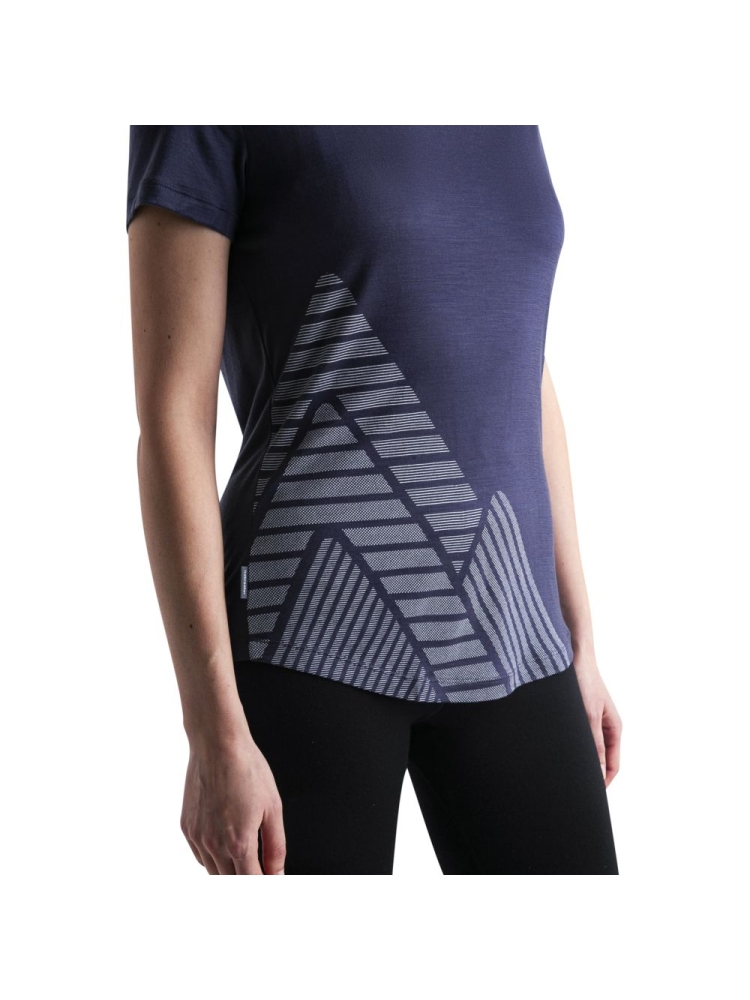 Icebreaker Icebreaker Merino Cool-Lite Sphere III SS Tee Peak Women's 0A56YL8-841 shirts en tops Icebreaker Merino Cool-Lite Sphere III SS Tee Peak Women's Graphite 0A56YL8-841 shirts en tops online bestellen bij Kathmandu Outdoor & Travel