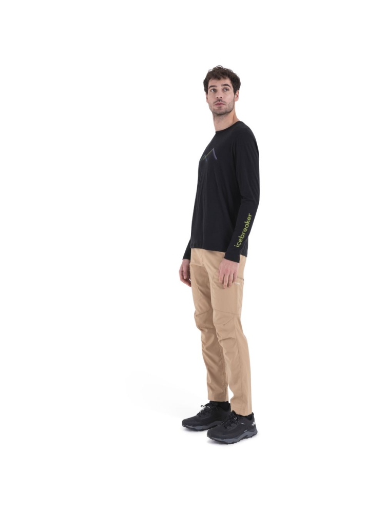 Icebreaker Icebreaker Merino 150 Tech Lite III LS Tee Peak Glow 0A56WJ0-011 shirts en tops Icebreaker Merino 150 Tech Lite III LS Tee Peak Glow Black 0A56WJ0-011 shirts en tops online bestellen bij Kathmandu Outdoor & Travel