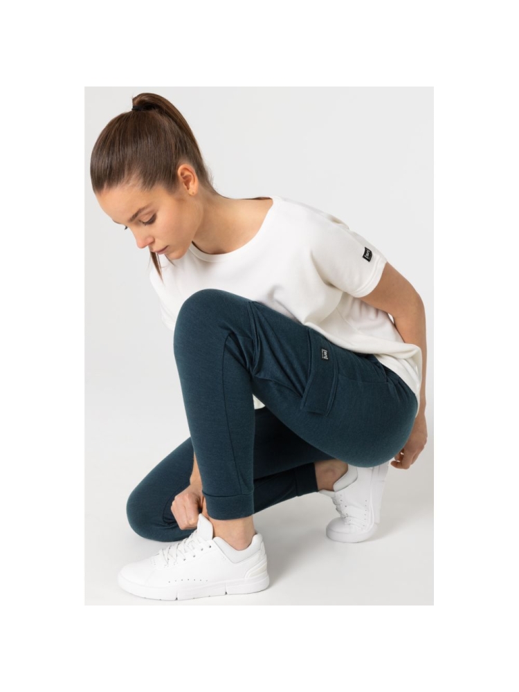 Super Natural City Cargo Women's Blueberry SNW018610-W01 broeken online bestellen bij Kathmandu Outdoor & Travel