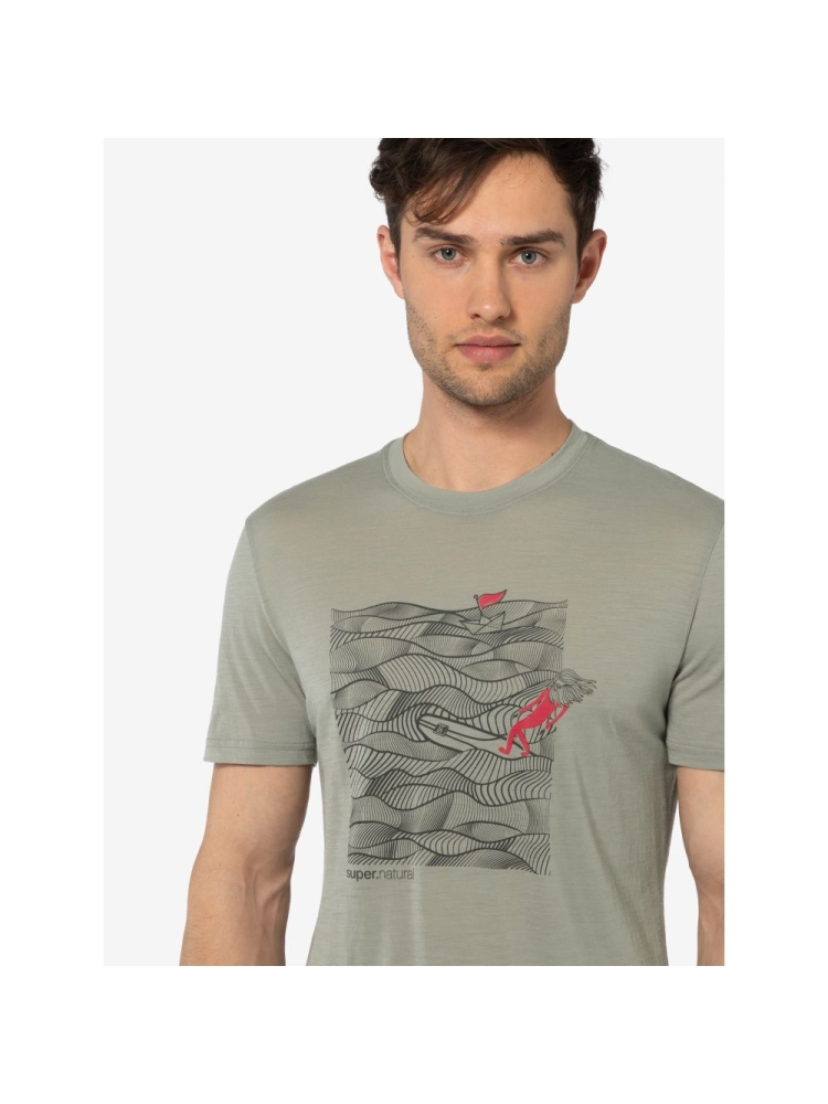 Super Natural Longbeard Surfer Tee Dried Sage/Black Ink/Smile SNMP01156-20B shirts en tops online bestellen bij Kathmandu Outdoor & Travel
