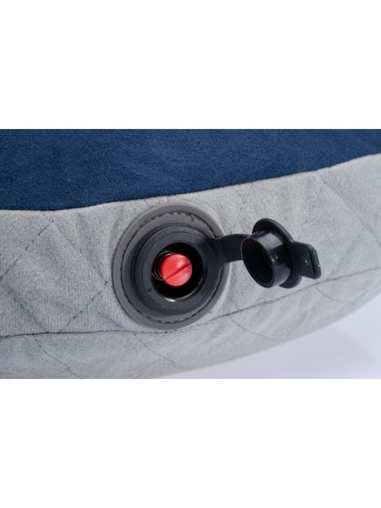 Cocoon Air Core U-Shaped Neck Pillow Galaxy Blue CUACP3UL5E reisaccessoires online bestellen bij Kathmandu Outdoor & Travel