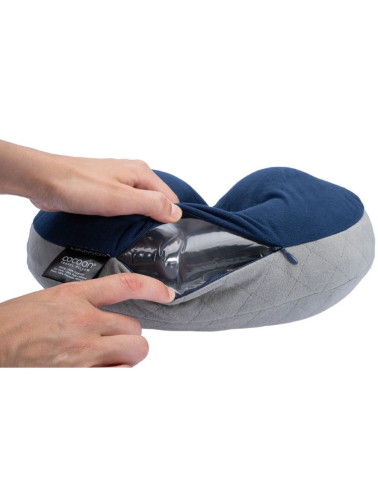 Cocoon Air Core U-Shaped Neck Pillow Galaxy Blue CUACP3UL5E reisaccessoires online bestellen bij Kathmandu Outdoor & Travel