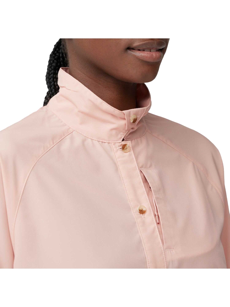 Fjällräven Abisko Hike Shirt Women's Chalk Rose 14600167-302 shirts en tops online bestellen bij Kathmandu Outdoor & Travel
