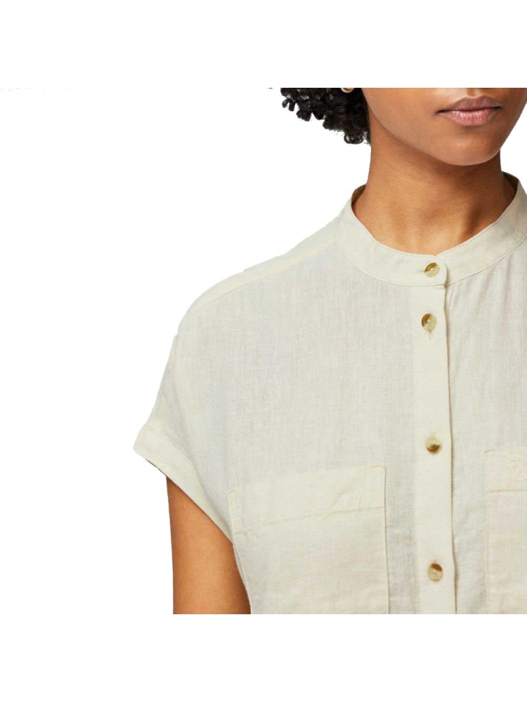 Fjällräven Övik Hemp Shirt Short Sleeve Women's Chalk White 14600160-113 shirts en tops online bestellen bij Kathmandu Outdoor & Travel