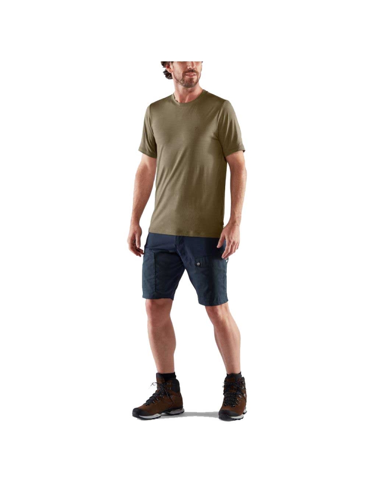 Fjällräven Abisko Wool Short Sleeve Laurel Green 87193-625 shirts en tops online bestellen bij Kathmandu Outdoor & Travel