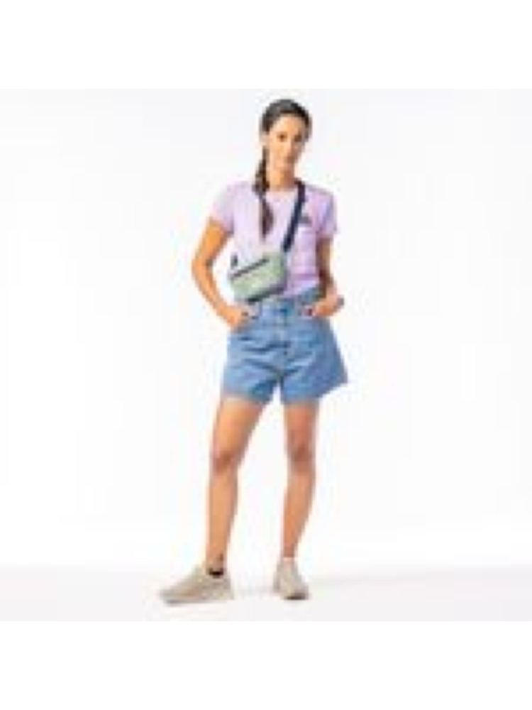 Bach Itsy Bitsy Fanny Pack Sage Green/Midnight Blue B420988-7809 tassen online bestellen bij Kathmandu Outdoor & Travel