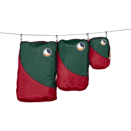 Ticket to the Moon Travel Cube Set Burgundy / Dark Green Ticket to the Moon Travel Cube Set Burgundy / Dark Green