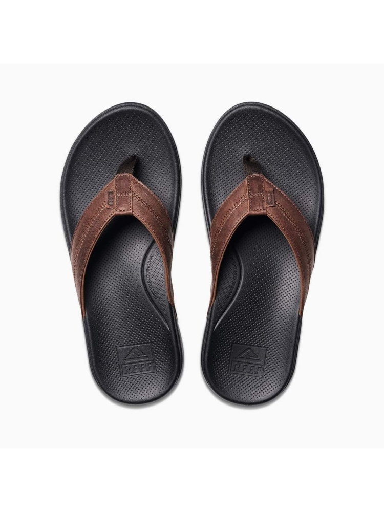 Reef Cushion Phantom 2.0 Leather Brown/Black CJ4352 slippers online bestellen bij Kathmandu Outdoor & Travel