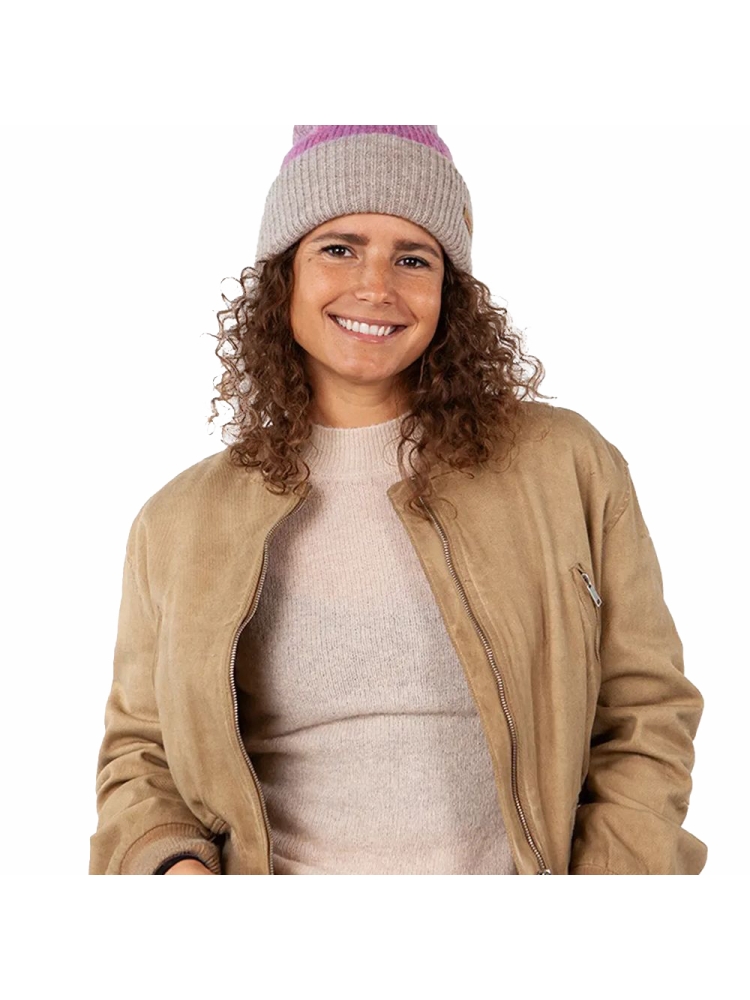 Barts Barts Suzam Beanie 61010431 kleding accessoires Barts Suzam Beanie Rose 61010431 kleding accessoires online bestellen bij Kathmandu Outdoor & Travel
