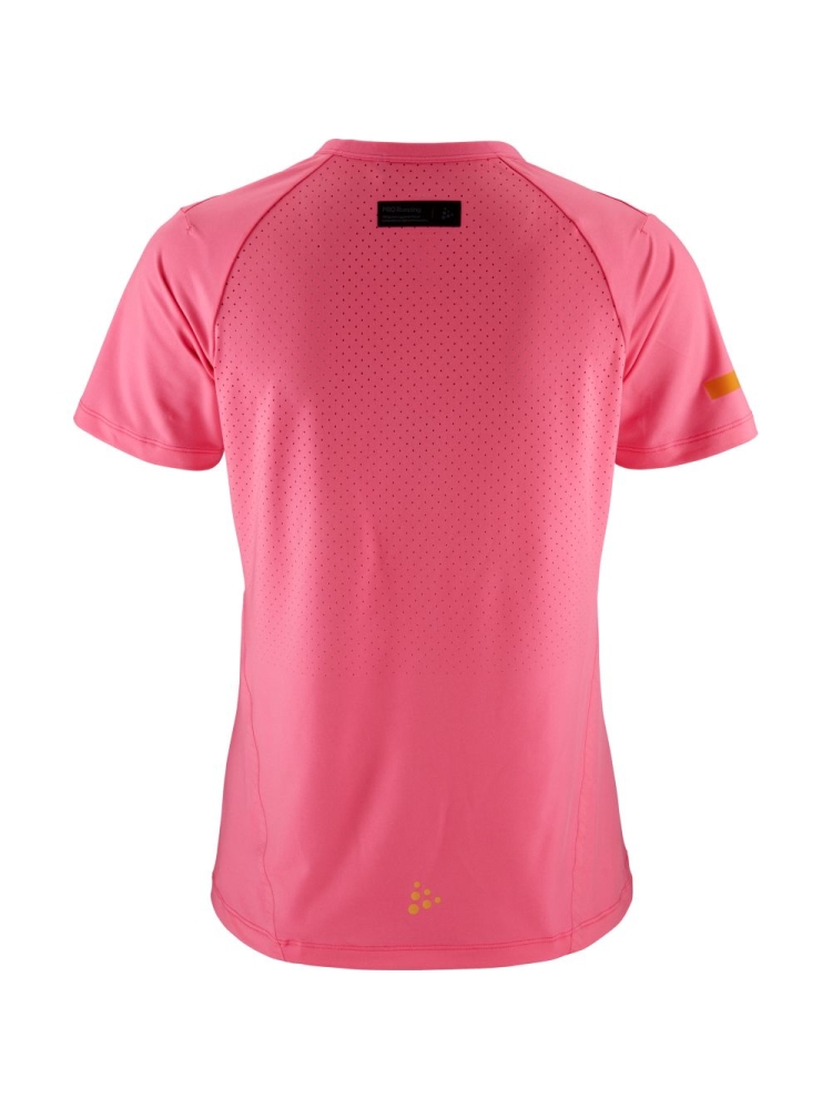 Craft Pro Hypervent Tee 2 Women's Fuchsia 1914598-745000 shirts en tops online bestellen bij Kathmandu Outdoor & Travel