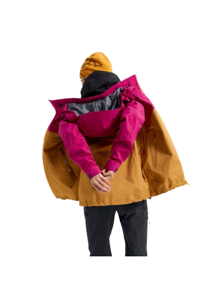 Arc'teryx Beta AR Jacket Women's Yukon/Amaranthus/Edziza 6605-Yukon jassen online bestellen bij Kathmandu Outdoor & Travel