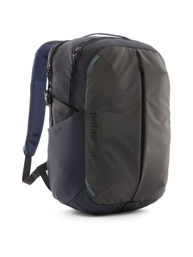 Patagonia Patagonia Refugio Day Pack 26L 47913-SMDB dagrugzakken Patagonia Refugio Day Pack 26L Smolder Blue 47913-SMDB dagrugzakken online bestellen bij Kathmandu Outdoor & Travel