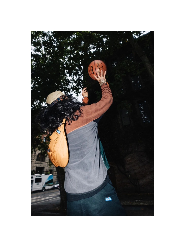 Kavu Kavu Mini Rope Sling 9191-1884 tassen Kavu Mini Rope Sling Dune 9191-1884 tassen online bestellen bij Kathmandu Outdoor & Travel