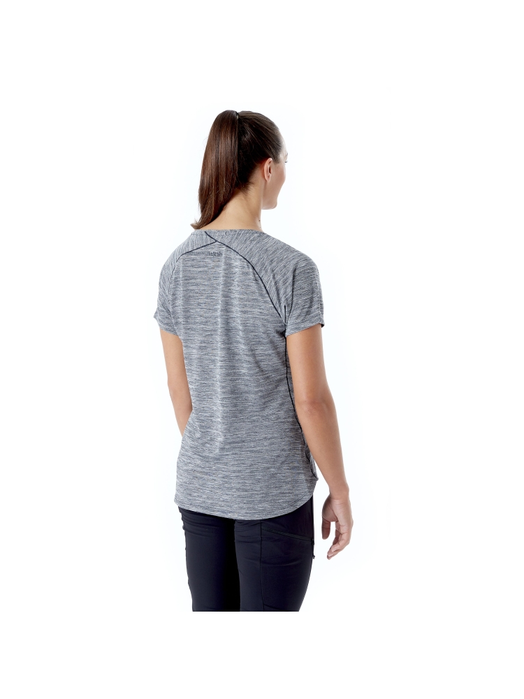 Rab Rab Wisp Tee Women's QBL-12-EB shirts en tops Rab Wisp Tee Women's Ebony QBL-12-EB shirts en tops online bestellen bij Kathmandu Outdoor & Travel