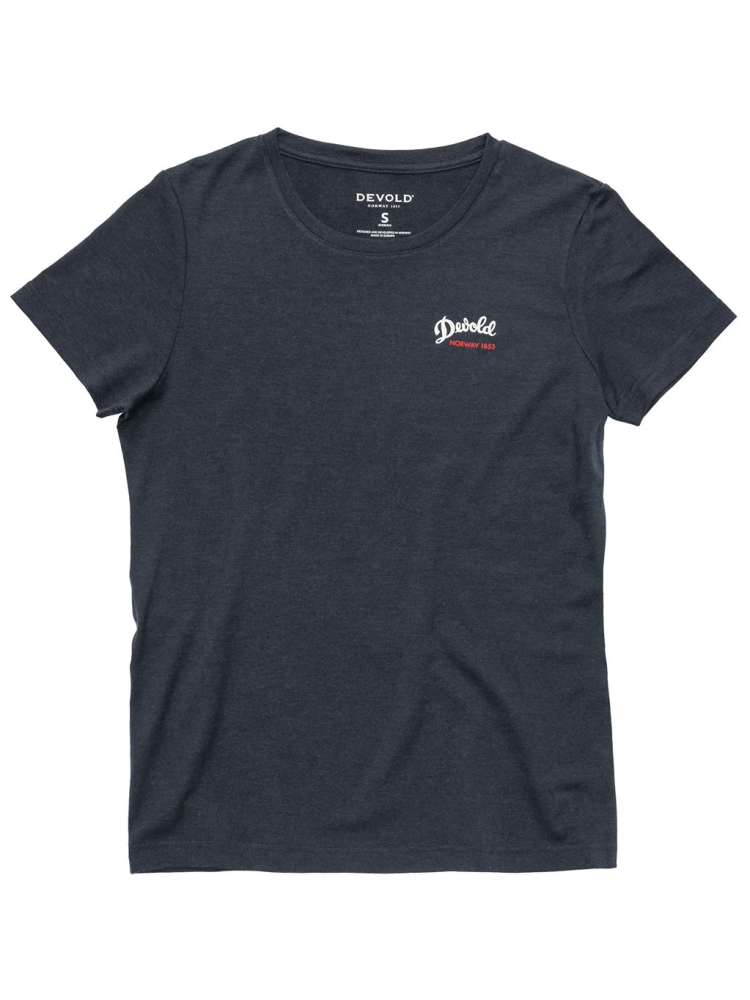 Devold Classic Script Tee Women's Ink GO 180 290 G-284A shirts en tops online bestellen bij Kathmandu Outdoor & Travel
