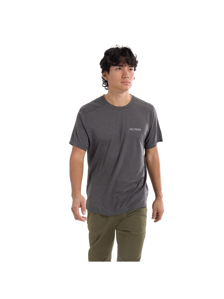 Arc'teryx Cormac Arc'Bird Logo SS Black Heather 9721-000033 shirts en tops online bestellen bij Kathmandu Outdoor & Travel