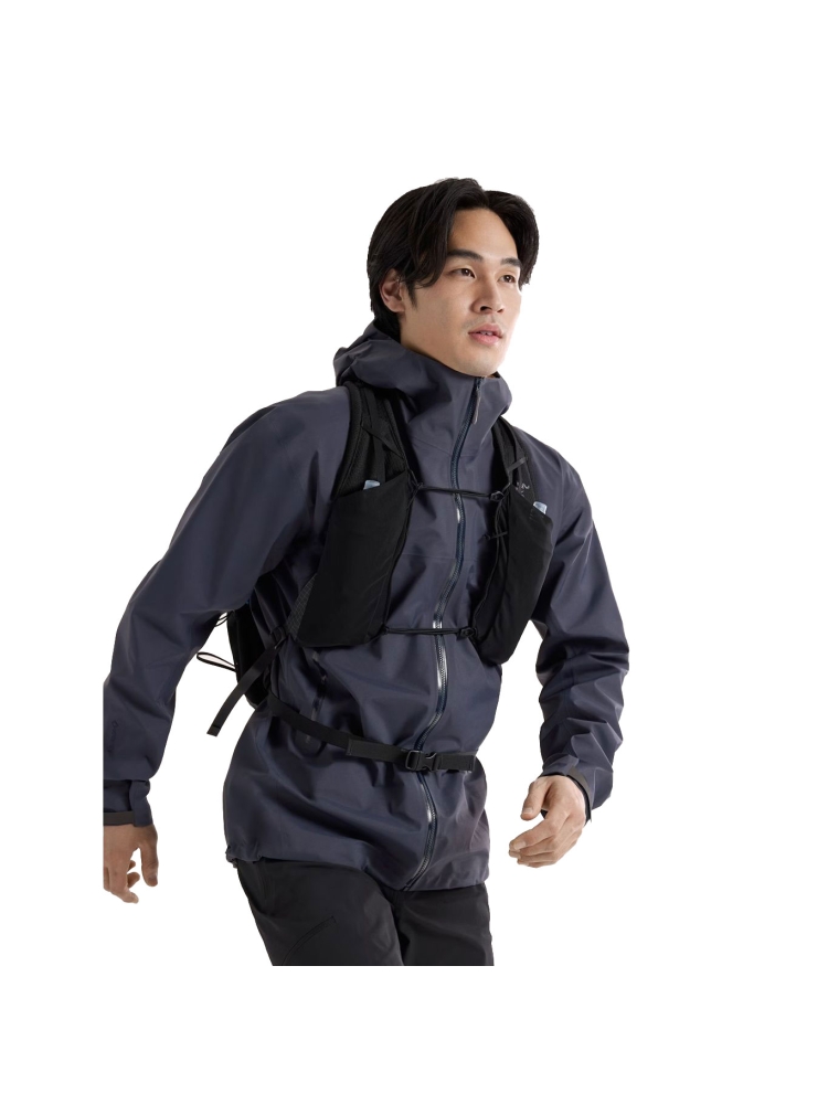 Arc'teryx Arc'teryx Beta Jacket 9648-001280 jassen Arc'teryx Beta Jacket Black Sapphire 9648-001280 jassen online bestellen bij Kathmandu Outdoor & Travel