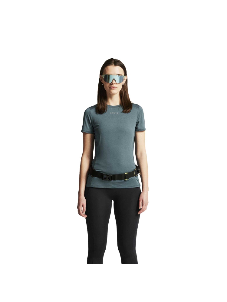 Craft Craft Adv Essence SS Tee 2 Women's 1914798-387000 shirts en tops Craft Adv Essence SS Tee 2 Women's Orion 1914798-387000 shirts en tops online bestellen bij Kathmandu Outdoor & Travel