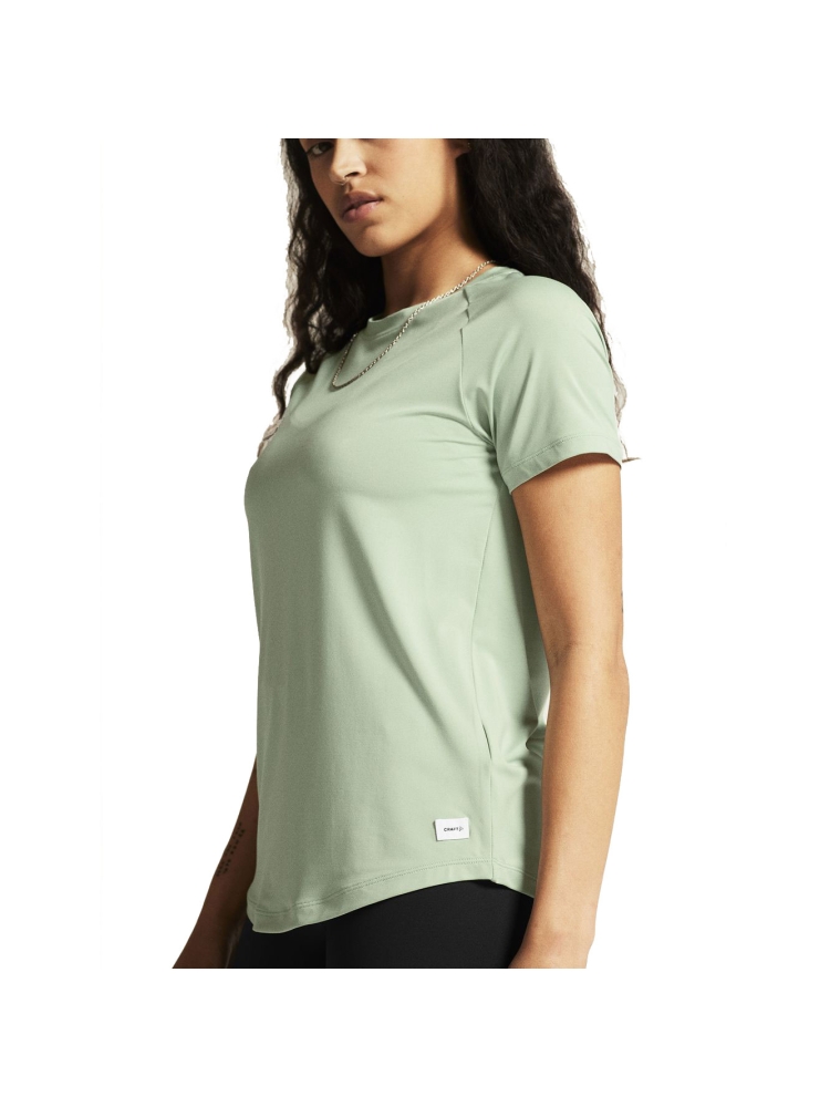 Craft Collective SS Tee Women's Glacial 1916026-630000 shirts en tops online bestellen bij Kathmandu Outdoor & Travel